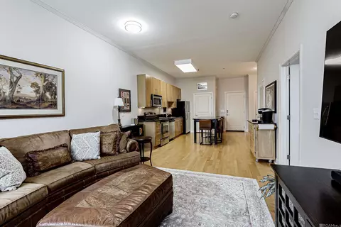 7707 Bluebonnet Blvd # 409, Baton Rouge, LA 70810