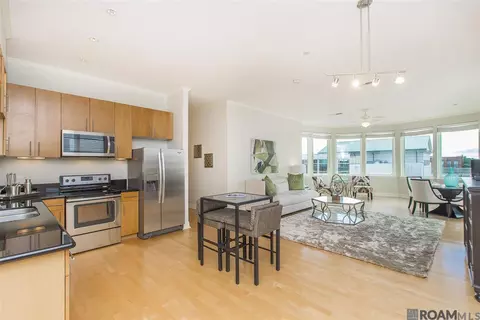 7707 Bluebonnet Blvd # 410, Baton Rouge, LA 70810