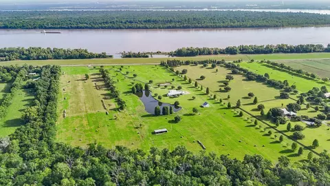 515 River Rd, Sunshine, LA 70780
