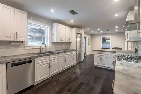 Kitchen - 8920 Comite Dr, Baker, LA 70714 photo 3 of 3