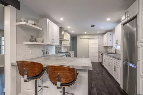 Kitchen - 8920 Comite Dr, Baker, LA 70714 photo 1 of 3