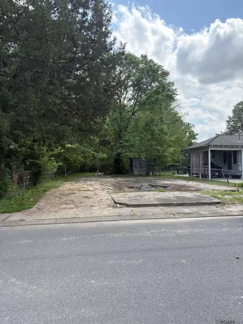 5256 Harlem St, Zachary, LA 70791