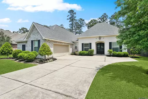 400 Belle Pointe Dr, Madisonville, LA 70447