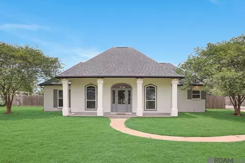 16475 Ole Homestead Ln, Prairieville, LA 70769