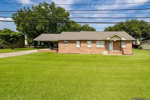 8346 First St, Addis, LA 70710
