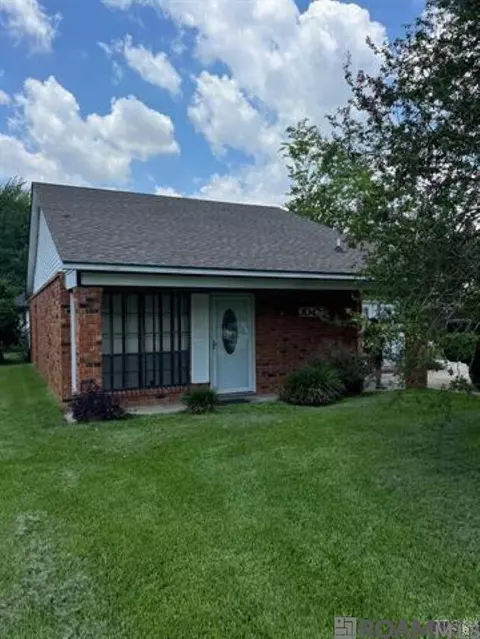304 W Bordelon St, Gonzales, LA 70737