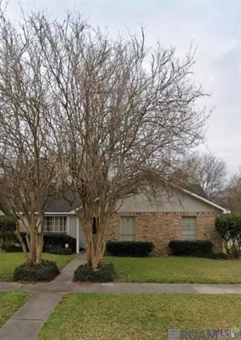 1837 General Mouton, Baton Rouge, LA 70810