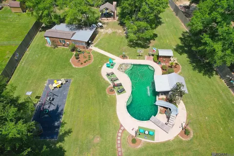 15309 E Ridge Dr, Walker, LA 70785 photo 2