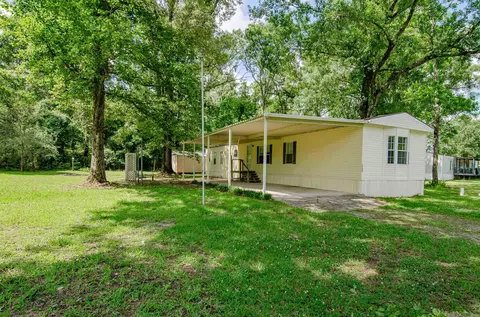 9246 Vidalia Ln, Denham Springs, LA 70726