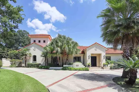 9923 E Myrtle View Ct, Baton Rouge, LA 70810