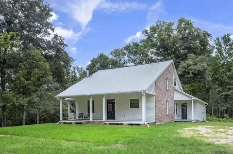 9280 Island Rd, Saint Francisville, LA 70775