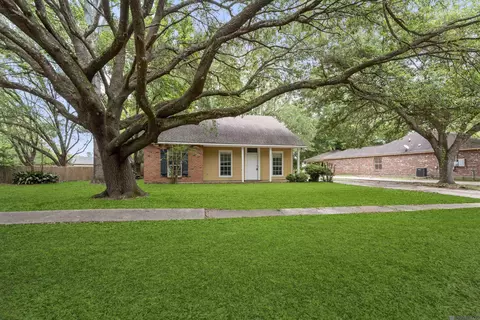 4345 Cherry Ct, Zachary, LA 70791