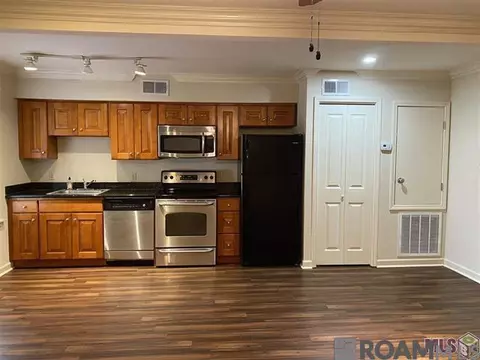 4618 Alvin Dark Ave # 12, Baton Rouge, LA 70820