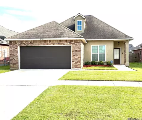 2704 Arceneaux Ave, Zachary, LA 70791