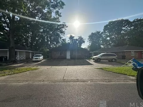 1605 N Marque Ann Dr, Baton Rouge, LA 70815