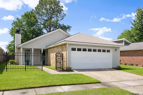 2054 Pecan Ridge Ave, Baton Rouge, LA 70816