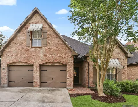 3225 Grassy Lake Dr, Baton Rouge, LA 70817