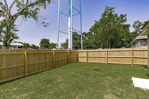 Exterior - 3222 Jackson St, Baker, LA 70714 photo 3 of 5