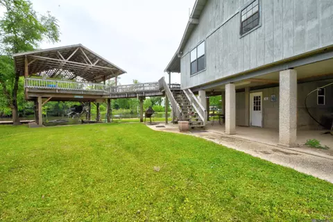 32854 Cypress Dr, Springfield, LA 70462 photo 1