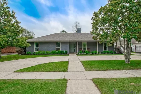 816 Daventry Dr, Baton Rouge, LA 70808
