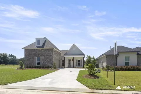 26572 Vanissa Dr, Denham Springs, LA 70726
