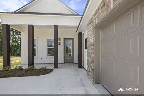 10669 Deric Ave, Denham Springs, LA 70726
