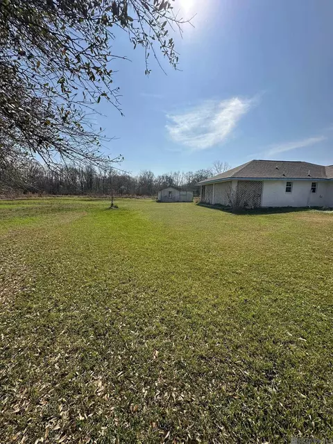 Exterior - 8360 Dyer Rd, Baker, LA 70714 photo 3 of 4