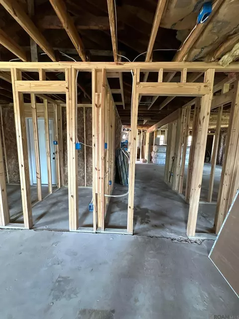 Entry Way - 8360 Dyer Rd, Baker, LA 70714 photo 5 of 5