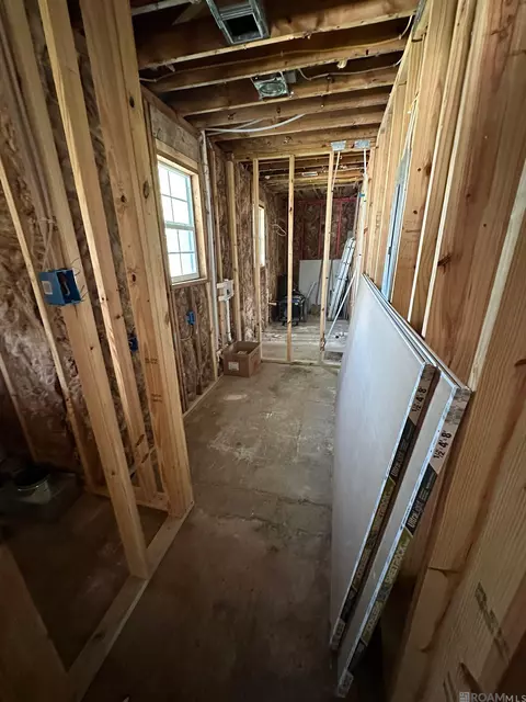 Entry Way - 8360 Dyer Rd, Baker, LA 70714 photo 2 of 5