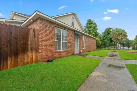 4000 Lake Beau Pre # 26, Baton Rouge, LA 70820