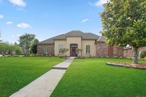 6239 Royal Lakes Estates Ave, Gonzales, LA 70737
