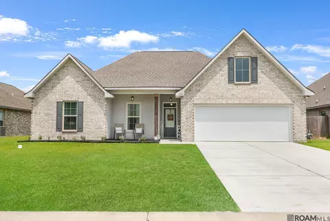 11882 Wildebeest Ridge Dr, Denham Springs, LA 70726