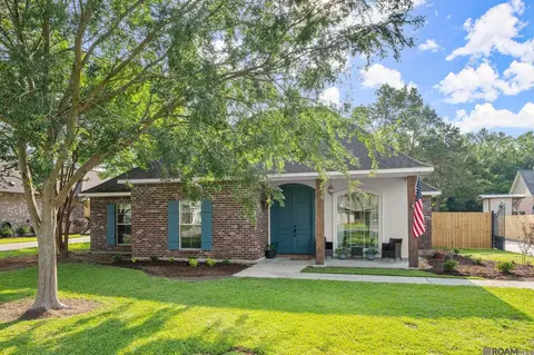 12108 Coueron Dr, Saint Amant, LA 70774