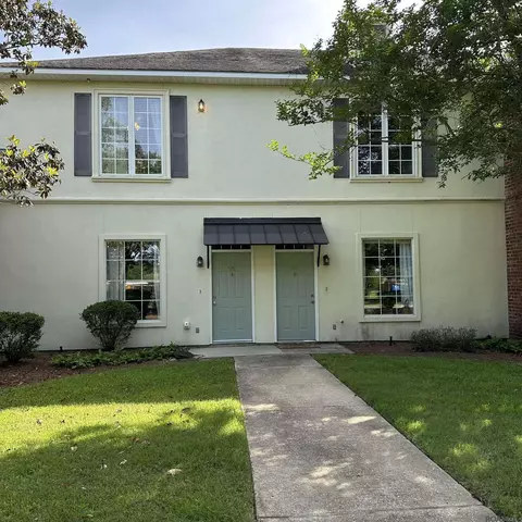 4000 Lake Beau Pre, Baton Rouge, LA 70820