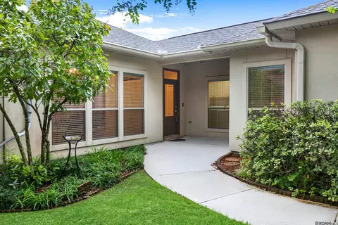 5310 Courtyard Dr, Gonzales, LA 70737
