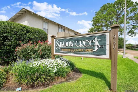 950 S Foster Dr # 33, Baton Rouge, LA 70806