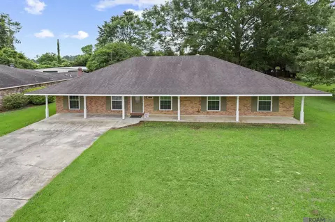 5127 Pine St, Saint Francisville, LA 70775