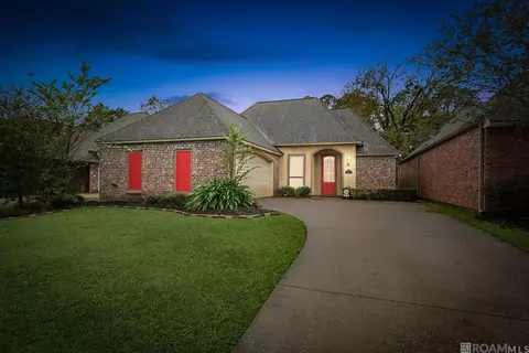 12417 Dutchtown Villa Dr, Geismar, LA 70734