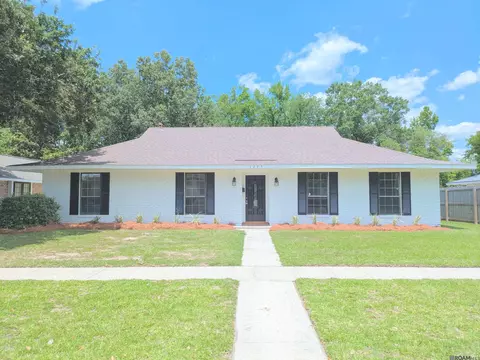 1275 Crescent Dr, Baton Rouge, LA 70806