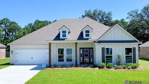 12894 Legacy Oaks Ave, Baton Rouge, LA 70818