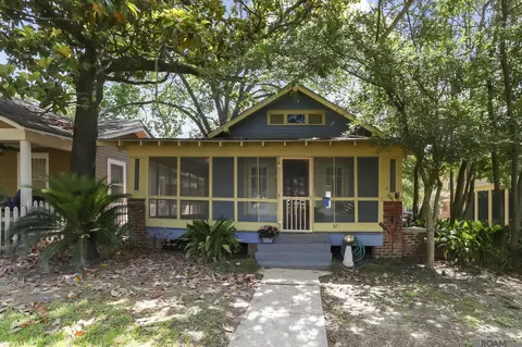821 Camelia Ave, Baton Rouge, LA 70806