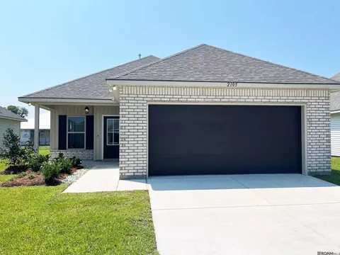 2105 Taylor Dr, Port Allen, LA 70767