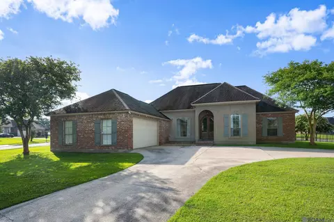 22759 Fairway View Dr, Zachary, LA 70791