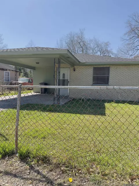 3743 Geronimo St, Baton Rouge, LA 70805