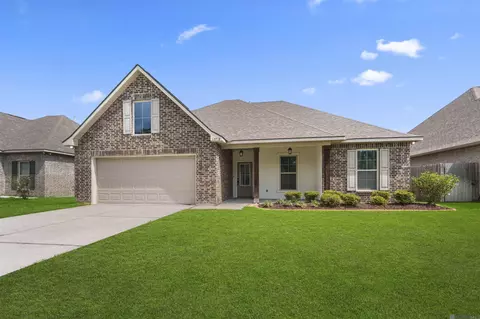 13718 Fig Dr, Denham Springs, LA 70726