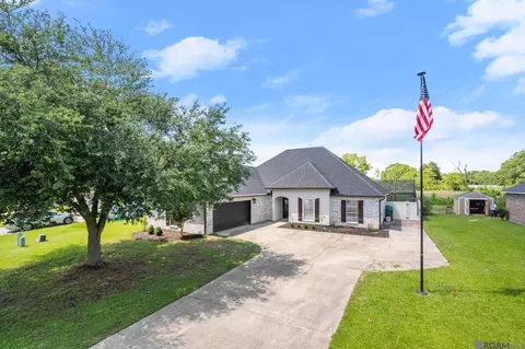 36358 Crestway Ave, Prairieville, LA 70769