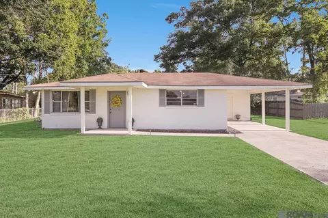 40482 Parker Rd, Prairieville, LA 70769