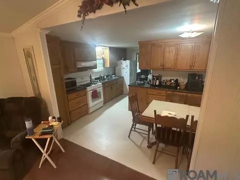 2439 Little Italy Rd, Torbert, LA 70762 photo 3