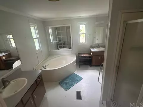 2439 Little Italy Rd, Torbert, LA 70762 photo 6