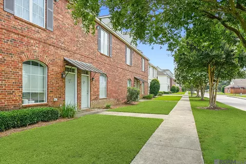 4000 Lake Beau Pre # 136, Baton Rouge, LA 70820